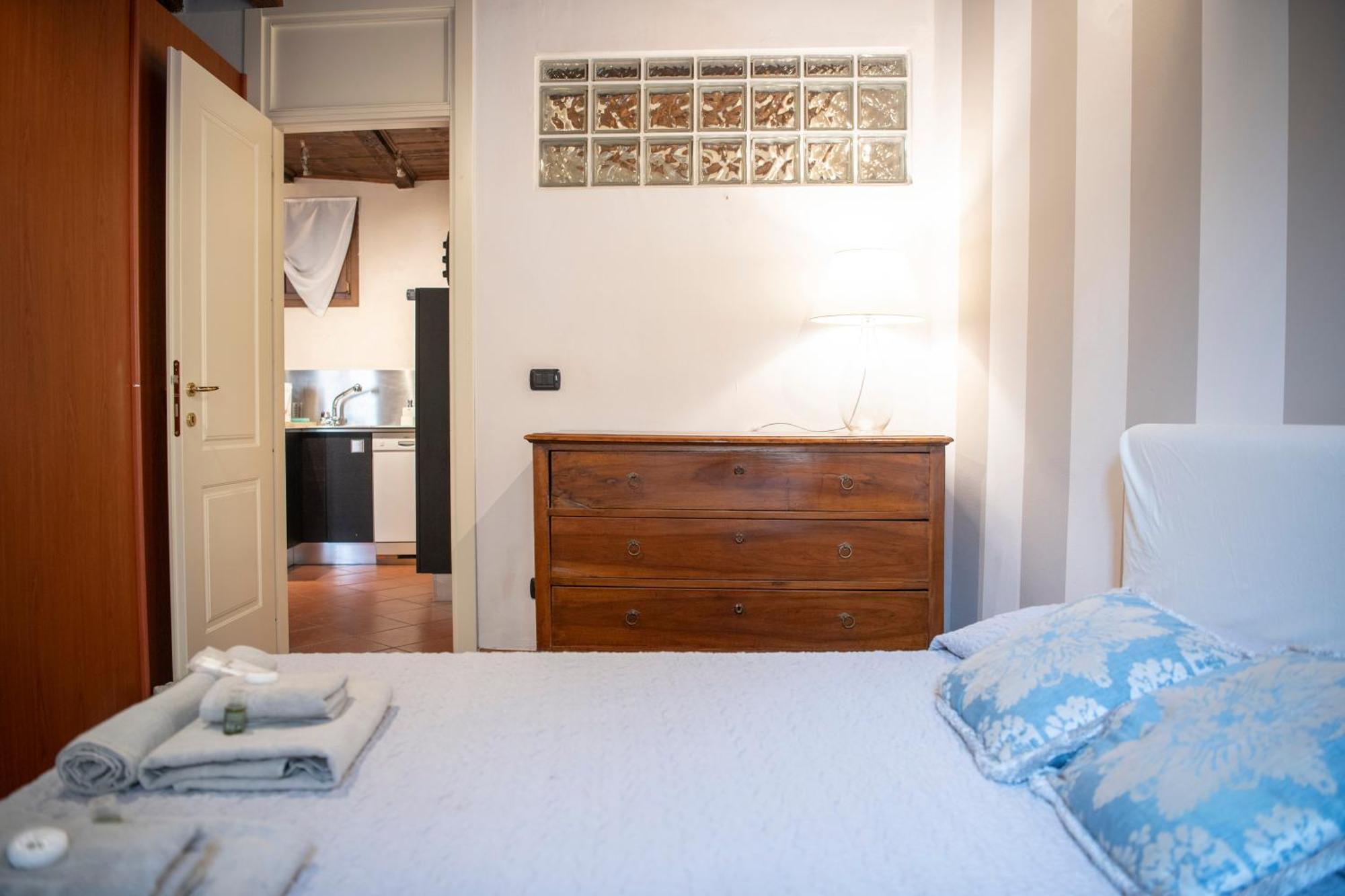 Ai Piedi Del Castello / 4Pl / Apt. Full Verona Exteriér fotografie