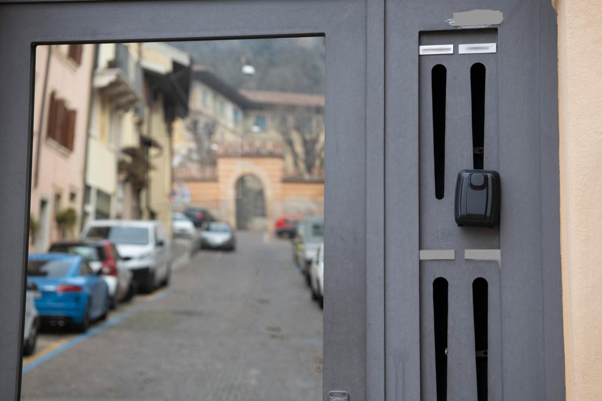 Ai Piedi Del Castello / 4Pl / Apt. Full Verona Exteriér fotografie